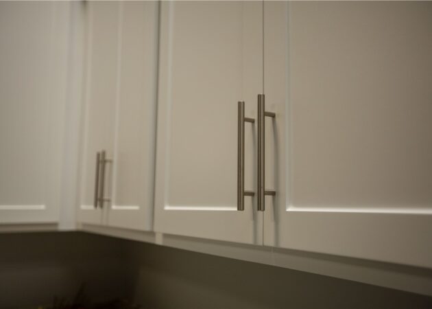 DreamLine-Cabinet0Refacing4