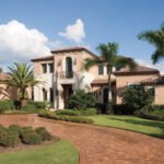 Installer of Replacement Windows for Home