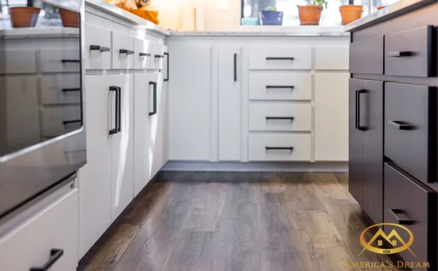 Refacing Kitchen Cabinets