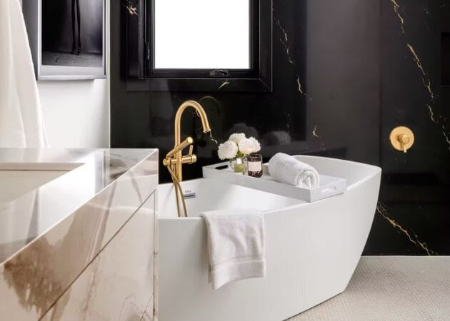 Transform Your Bathroom with the Ultimate Shower Enclosure