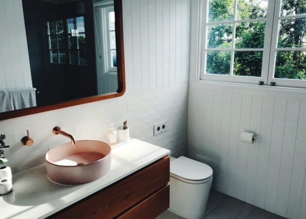 Bathroom vanity in Sacramento