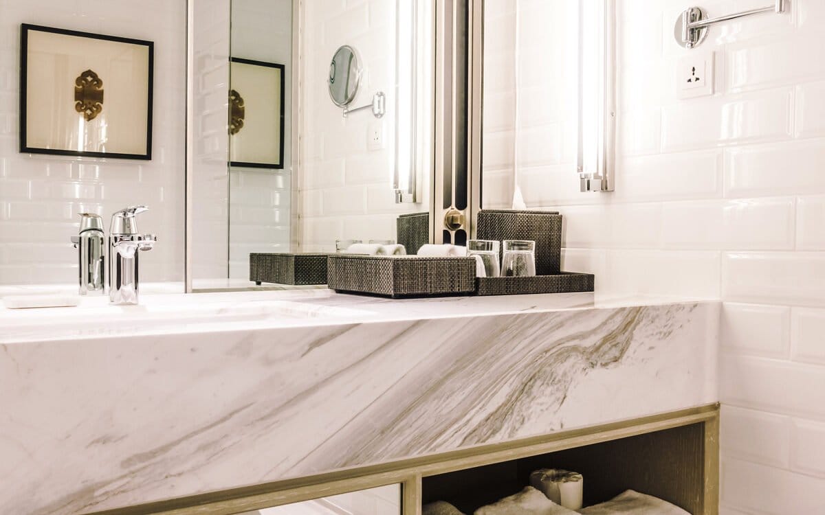 Elegant-Bathroom-Vanity