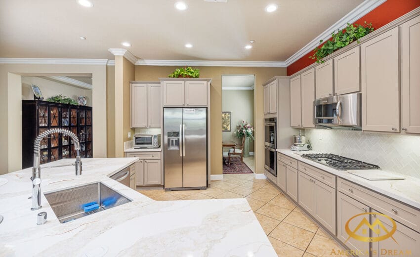 refacing kitchen cabinets