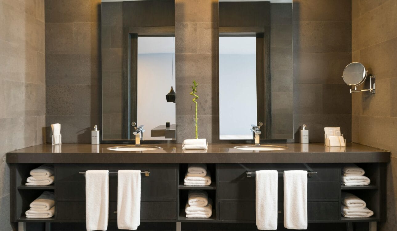 Stunning Bathroom Vanity in Sacramento CA