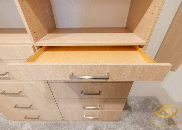 Wardrobe rooms in Roseville, CA