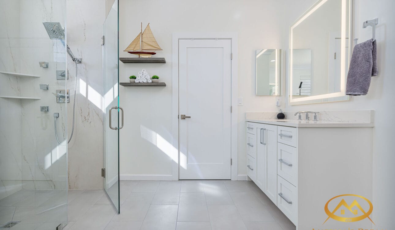 DreamLine Custom Cabinetry