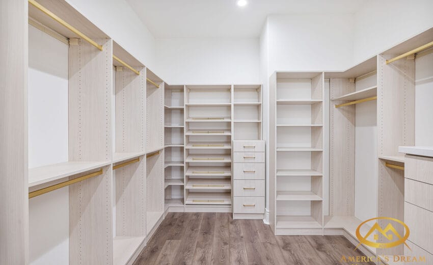 DreamLine Closet System