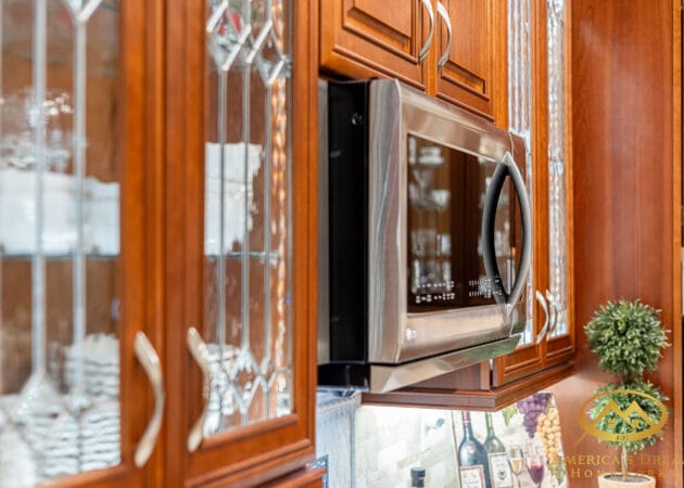 DreamLine Genesis cabinets