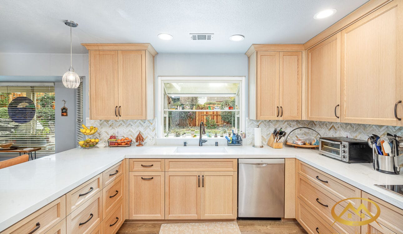 polished quartz counters