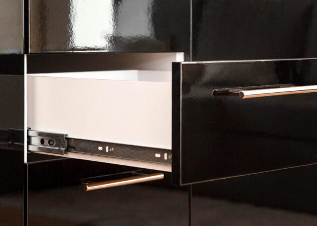 Custom Cabinet Refinishing Services in Rocklin CA: Where Glam Meets Grain