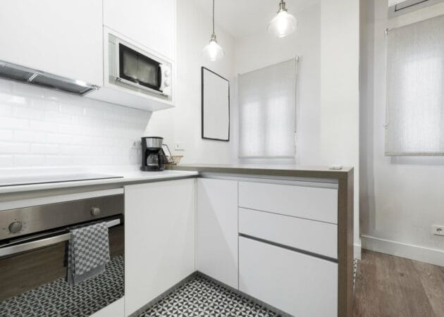 7 No-Nonsense Tips on How to Organize a Small Kitchen Pantry (Fixer Upper–Style)