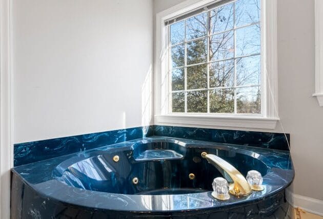 Jacuzzi Bath Remodel