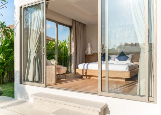 Sliding Patio Doors Replacement in Sacramento: A Stylish Comparison for Smart Homeowners