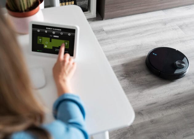 Updated Kitchens with Smart Appliances: Clean Design Meets Intelligent Living