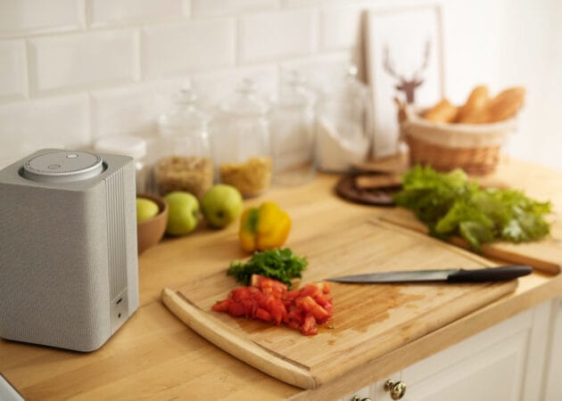 Updated Kitchens with Smart Appliances: Clean Design Meets Intelligent Living