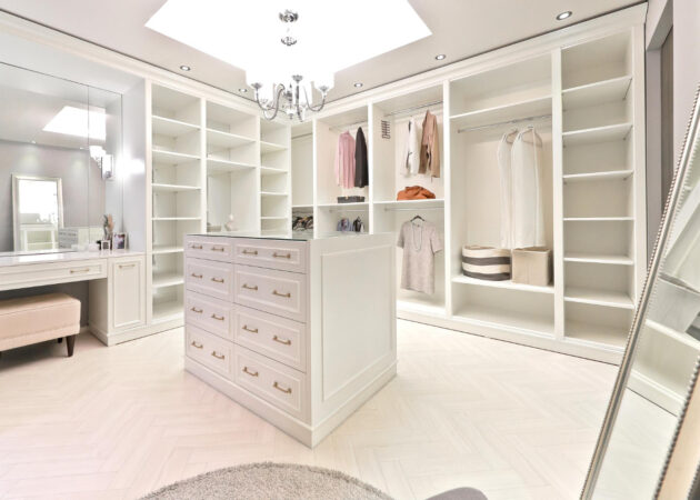 Built-In Closet Systems Contractor ID