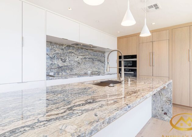 Kitchen Cabinet Refacing & Door ReplacementWA