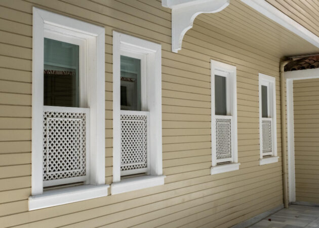 Painting Vinyl Siding Pros and Cons Is It a Good Idea
